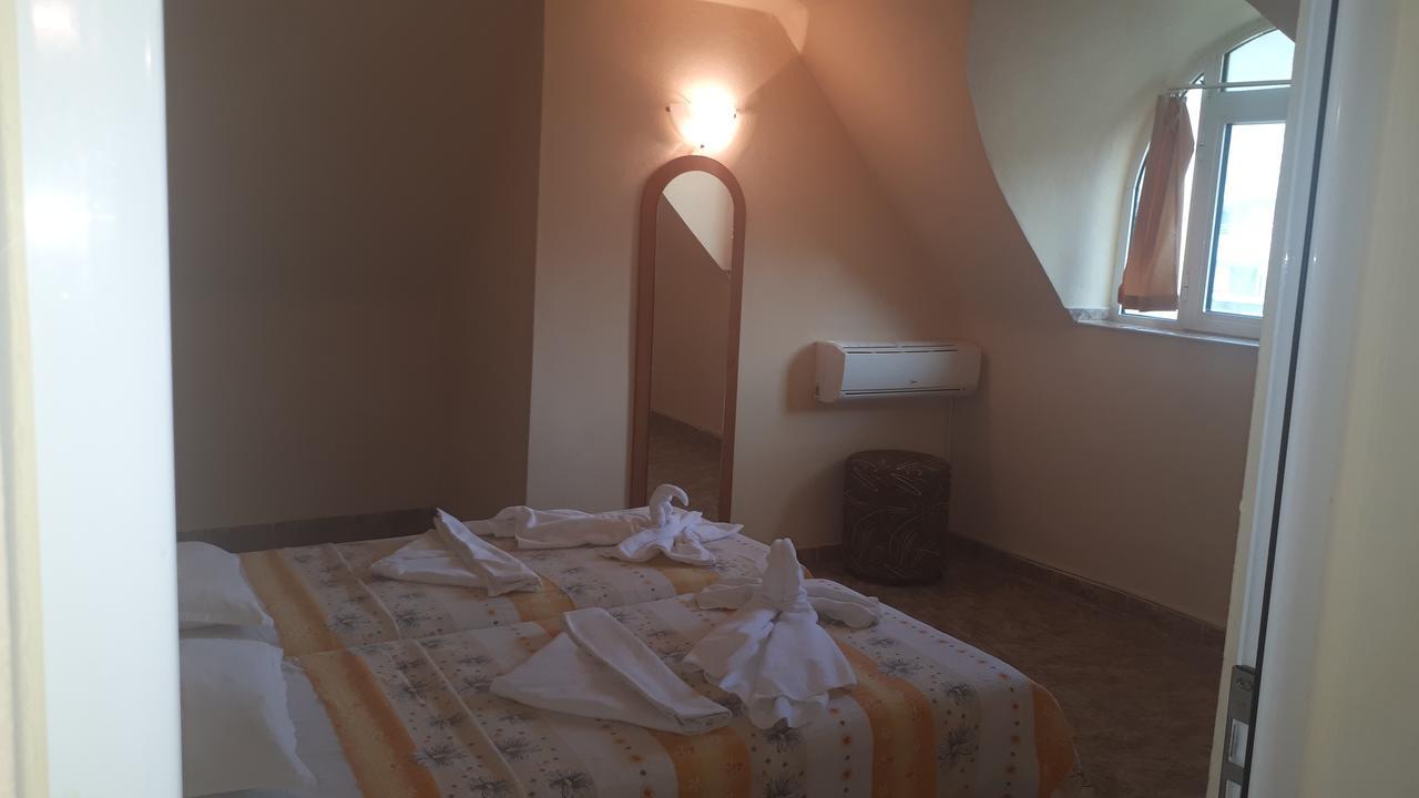 Hotel Palace Kranevo Esterno foto
